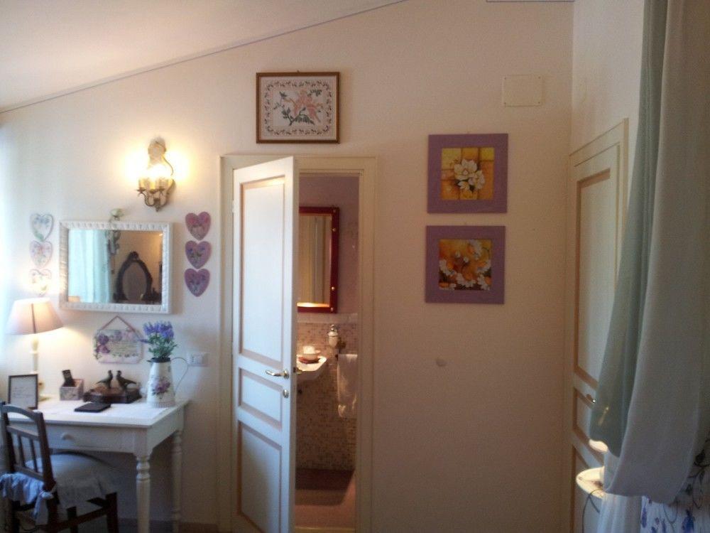 Bed And Breakfast A Casa Delle Fate Ассизи Экстерьер фото