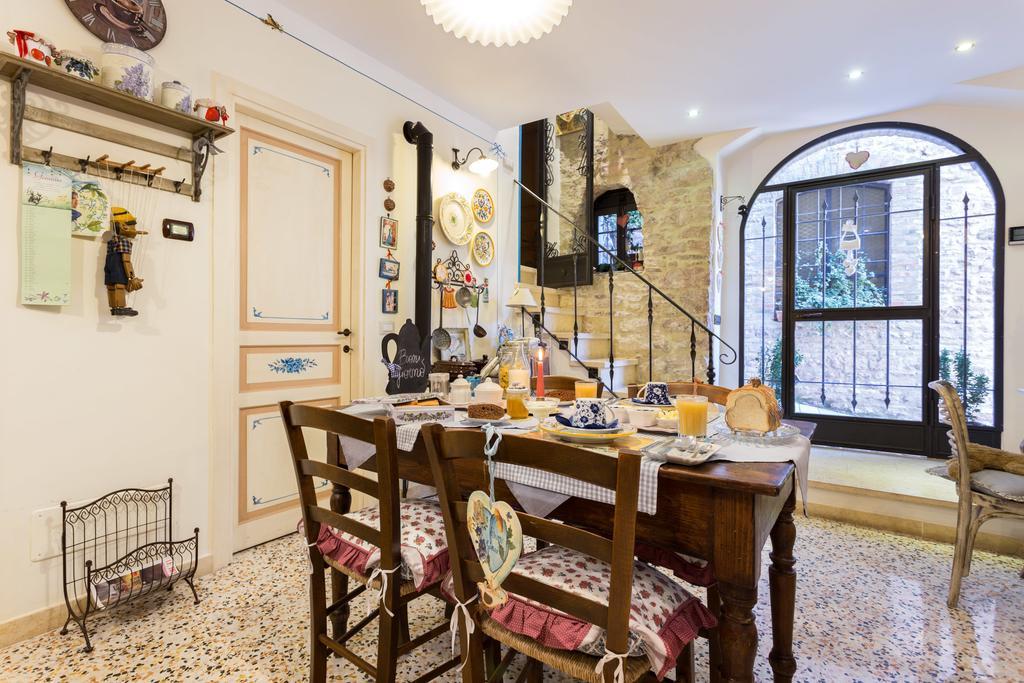 Bed And Breakfast A Casa Delle Fate Ассизи Экстерьер фото